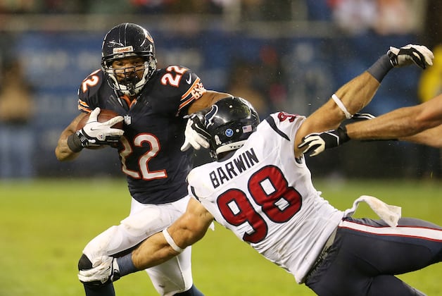 Matt Forte Is Correct in Being Outraged at New Running Back Rule