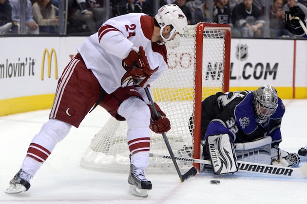 Kings 4, Coyotes 0