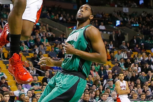Source: Celtics to Sign White for Remainder of Season