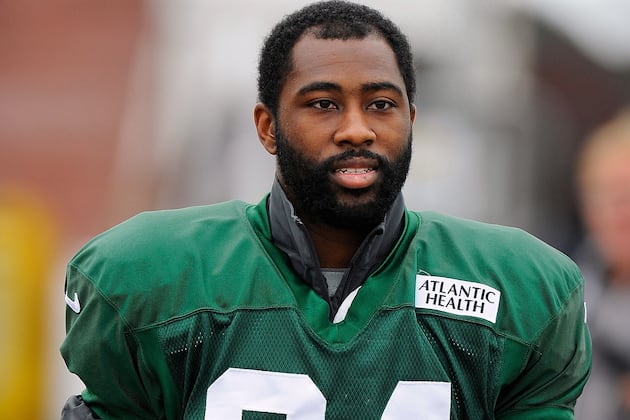 Tampa Getting Fed Up with Jets' Revis Trading Tactics