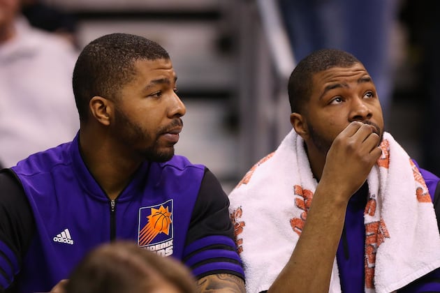 Morris Twins Finish Each Other's Thoughts, Plays