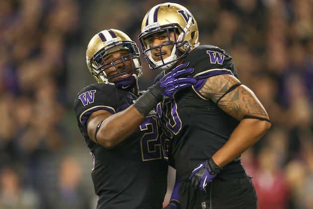 Shift to No-Huddle Offense Leaving Huskies Out of Breath This Spring