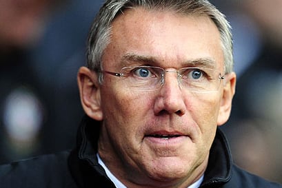 Reading Hope for New Manager by Weekend as Russian Owner Flies in