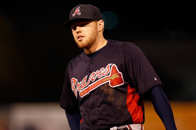 Freeman, Simmons Combine for 4 HRs, 8 RBI in Rout
