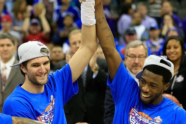 In Sharp Focus: Veterans Keep Jayhawks on Task