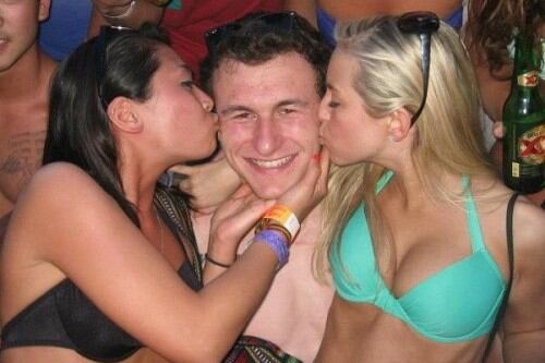 Manziel Gets Double Kiss on Spring Break
