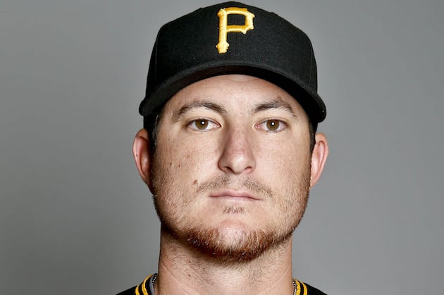 Pirates Send Reliever, Infielders to Minor Leagues