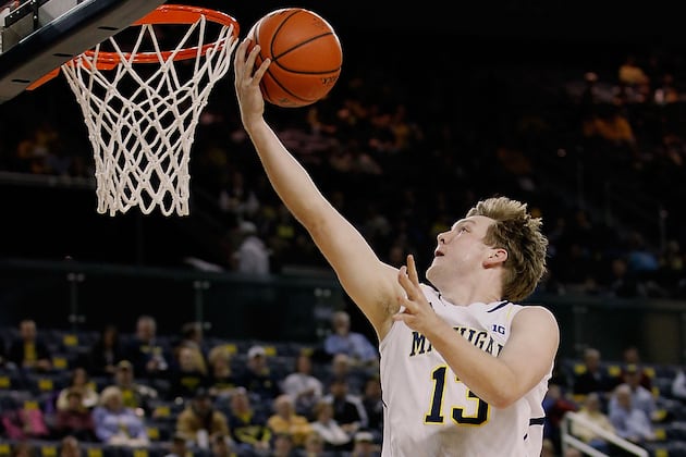 Matt Vogrich Rejoins Michigan After Watching Tournament Opener from Hotel