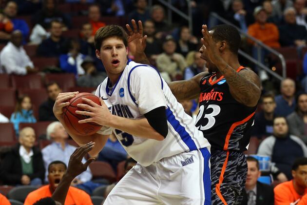 McDermott Has 27, Creighton Tops Cincinnati 67-63