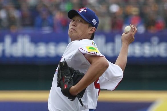 Yankees Sign Chien-Ming Wang to Minors