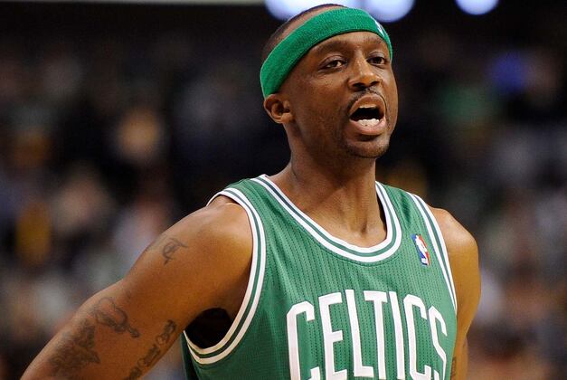 Mavs Beat Celtics, Spoil Terry's Return to Dallas
