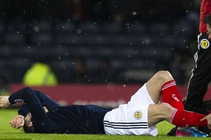 Sunderland Striker Fletcher Faces Six Weeks out