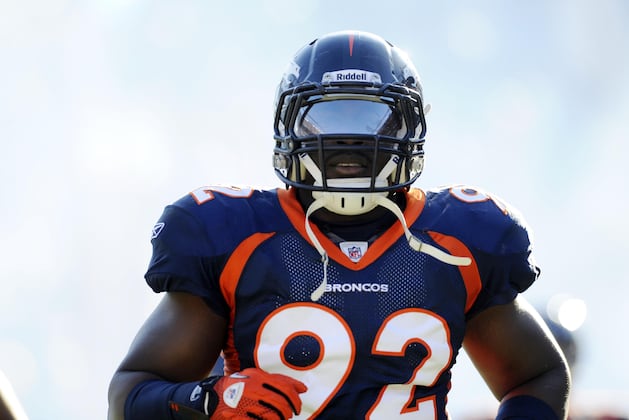 Elvis Dumervil 'Wants to Feel Wanted' by Next NFL Team