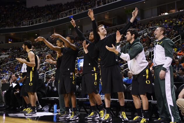 No. 25 Oregon 74, No. 13 Saint Louis 57