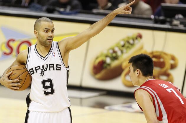 Harden's Late Jumper Lifts Rockets over Spurs