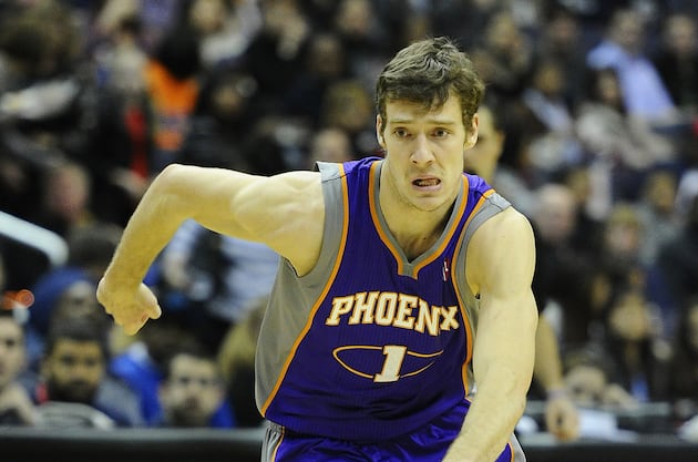 Goran Dragic Shines, but Suns Lose to Nets