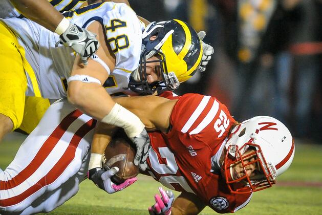 LB Desmond Morgan, Practicing Exclusively in Middle, Talks New Position