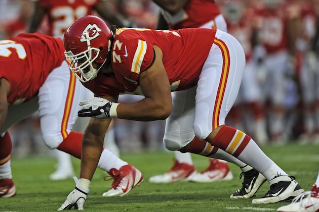 Titans Agree to Terms with DL Pitoitua