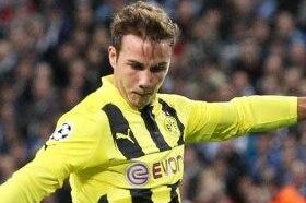 Gotze 'Keeping Options Open