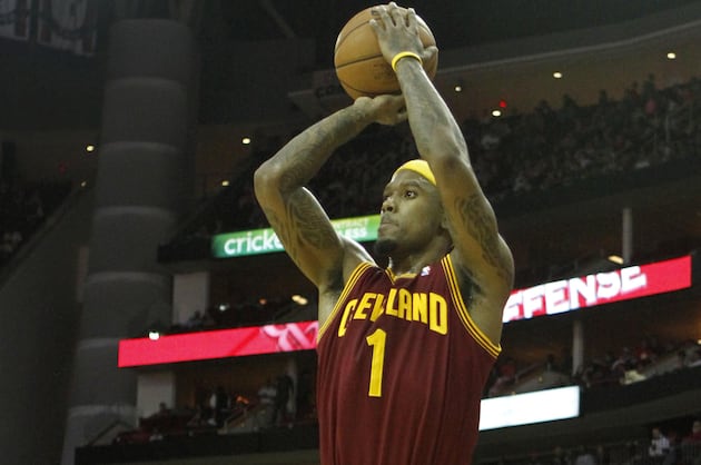 Daniel Gibson Spreads Message of Hope and Encouragement to Youth