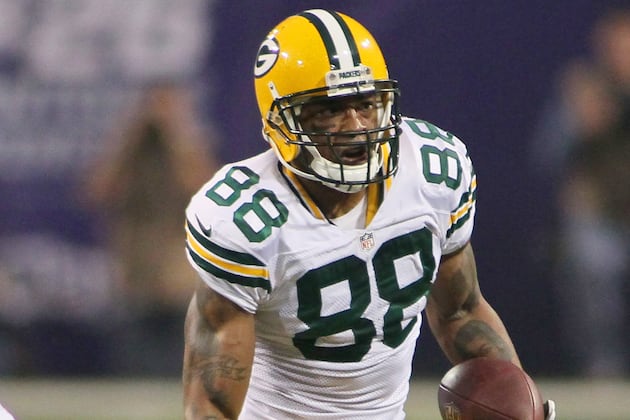Jermichael Finley Stays with Packers