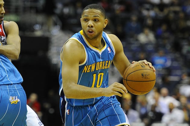 Eric Gordon Likely to Miss Monday Night's Game vs. Nuggets with Sore Ankle