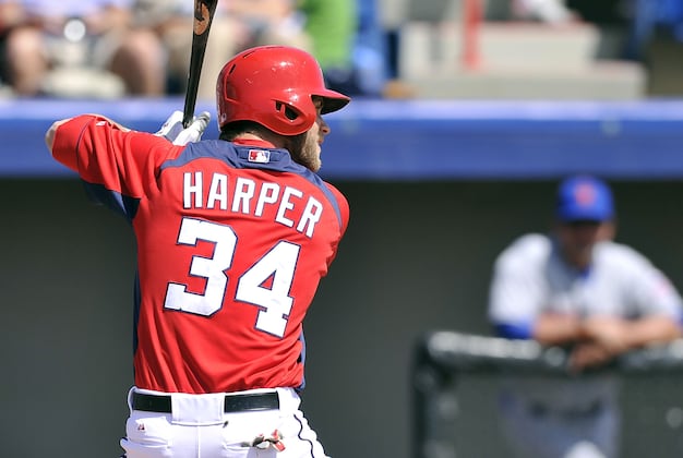 Harper Stays Hot with Three-Hit Game vs. Astros