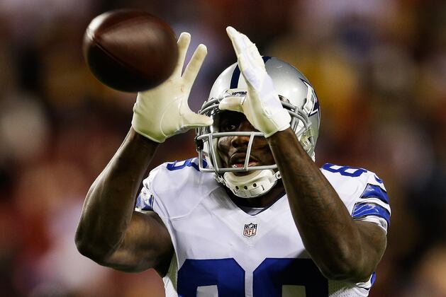 Debate: Can Dez Get 2,000 Yards in a Season?