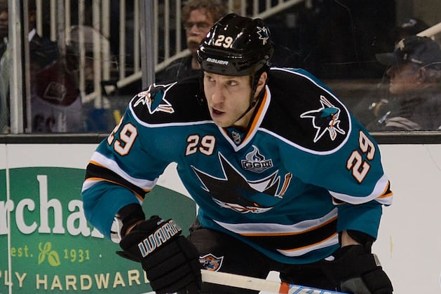 Ryane Clowe in Lineup Tonight vs. Ducks After Missing 4 Games