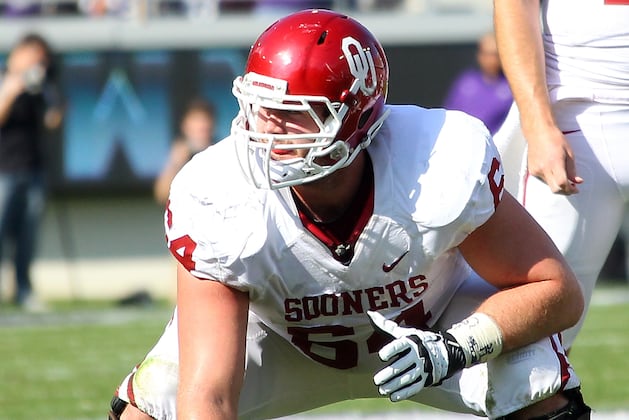 Ikard Down but Not Out During Sooners' Practice