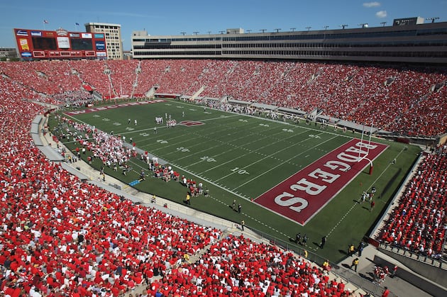 UW Fans Will Have Access to Spring Football in April