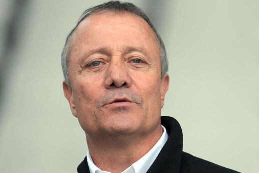 Former France Striker Apologizes for Sexist Jibe