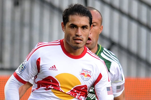 New York Red Bulls Forward Fabian Espindola Hit with Hamstring Setback