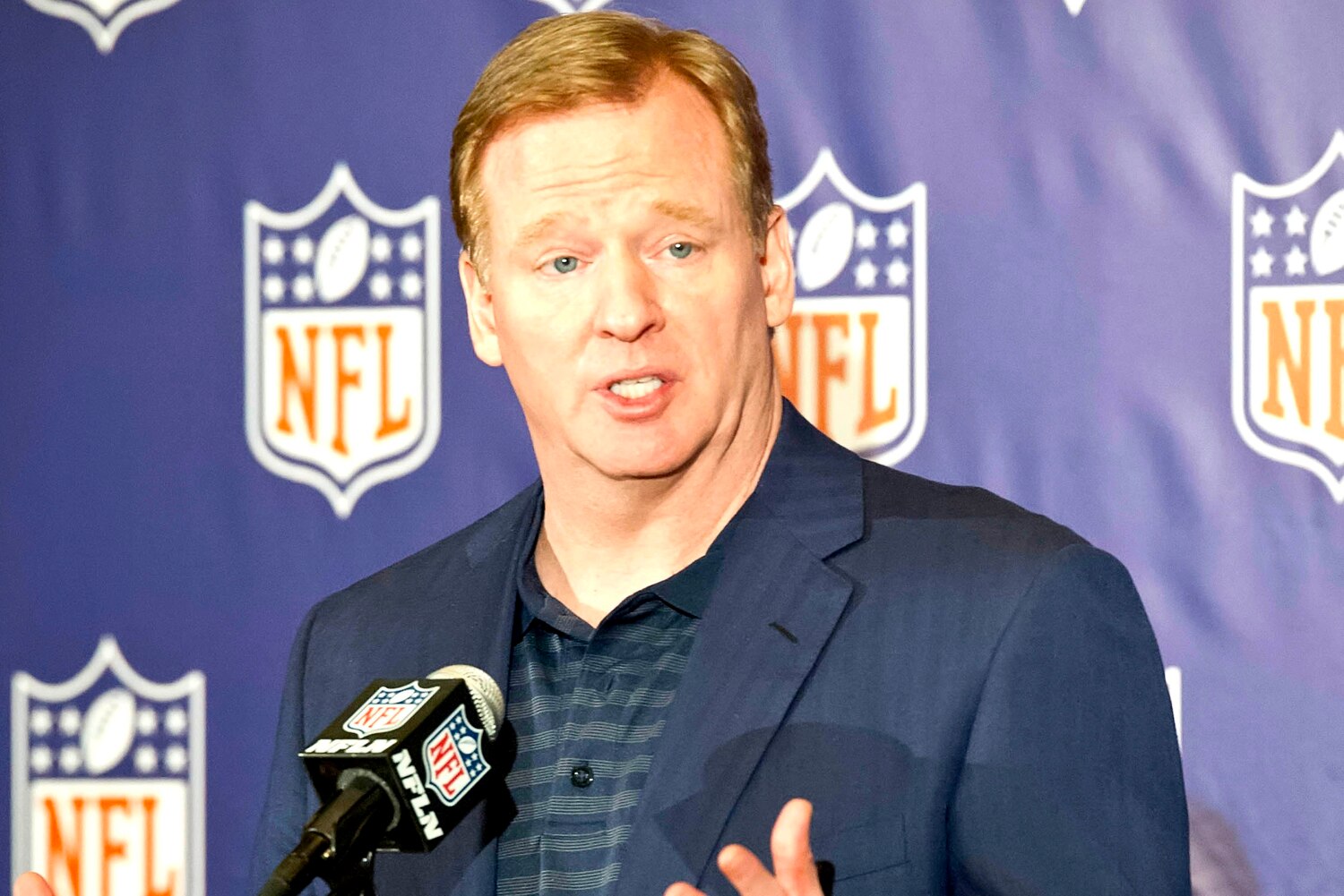 Time Has Never Been Better for a Gay NFL Player to Come Out Bleacher