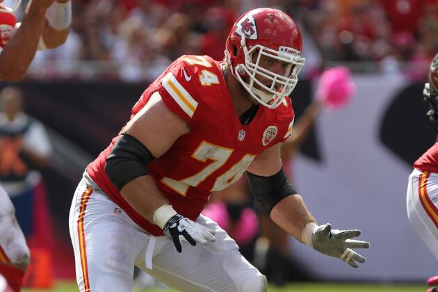 Chargers Still Open to Eric Winston