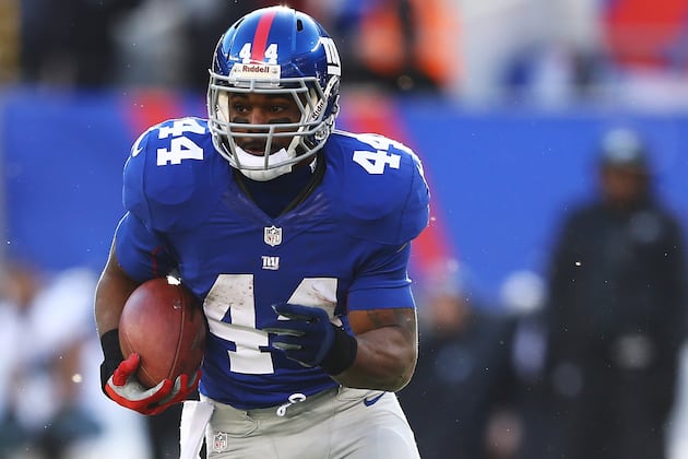 Ahmad Bradshaw Getting a Physical from Steelers