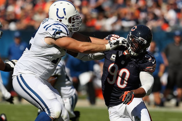Jeff Linkenbach Re-Signs with Colts