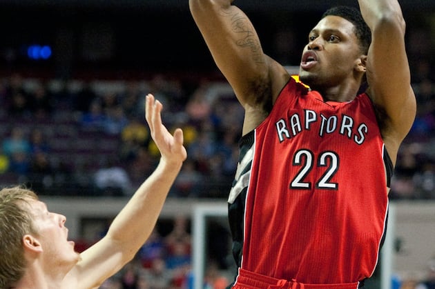 Raptors Beat Pistons 99-82 to End 5-Game Skid