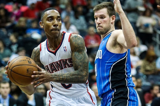 Hawks hold off Magic