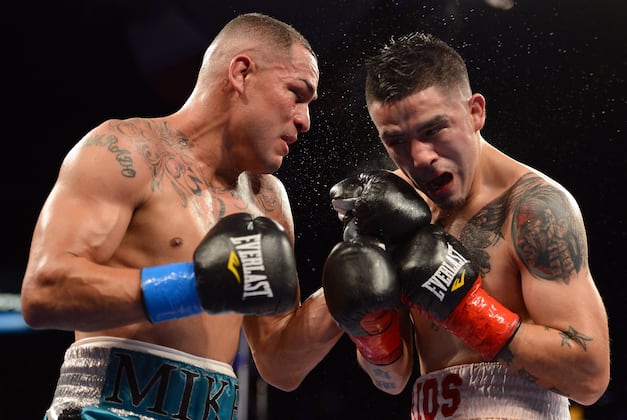 Mike Alvarado Beats Brandon Rios by Unanimous Decision