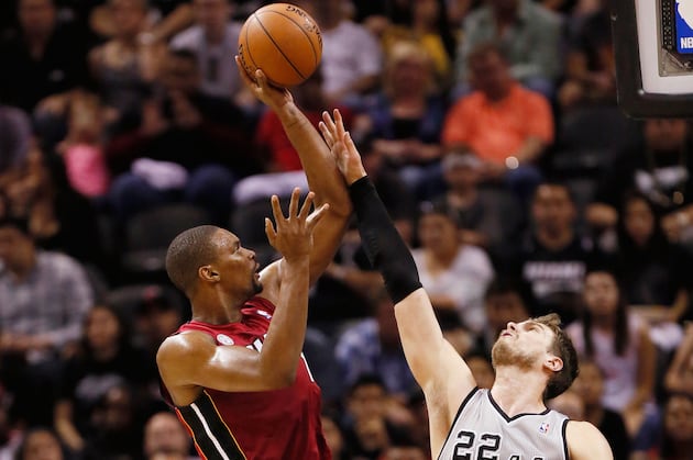 Video: Heat's Chris Bosh Hits Game-Winning Three-Pointer to Beat Spurs