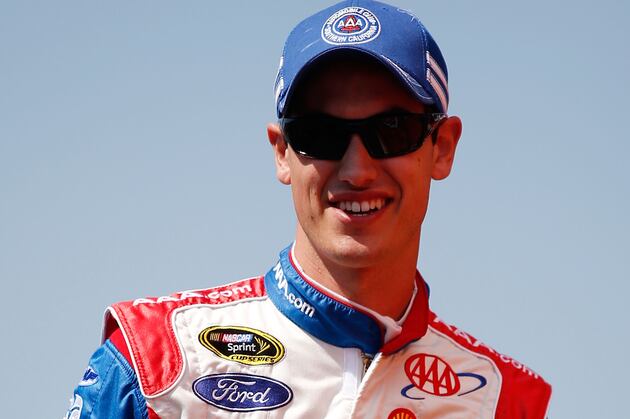 Logano Tweets Well Wishes to Injured Denny Hamlin