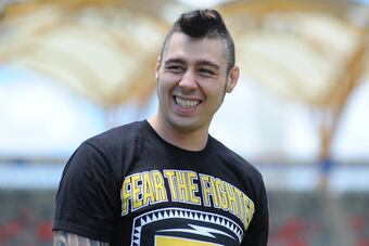 Hi-res-158235672_crop_north