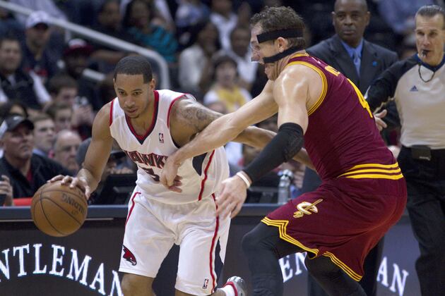 Hawks Beat Cavs 102-94