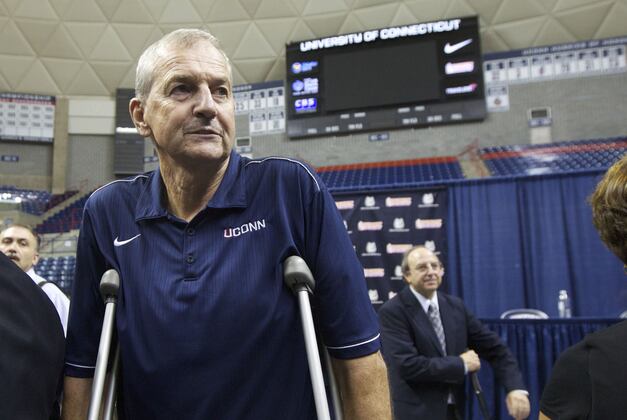 Calhoun Expects to Remain with UConn