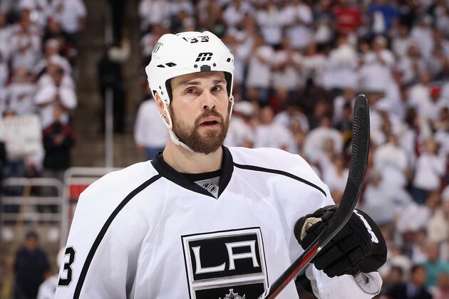 Source: Kings' Mitchell won't play this season