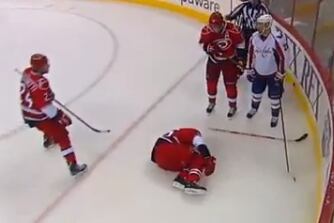 Hurricanes' Pitkanen Stretchered off Ice Following Crash on Icing Race (VIDEO)