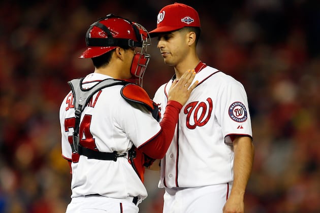 Kurt Suzuki Catches Gio Gonzalez