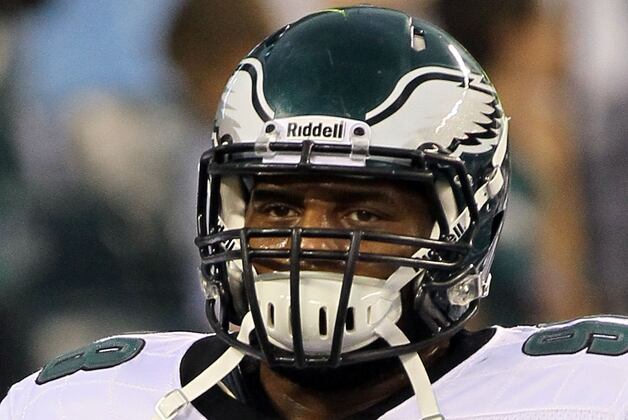 Giants Sign Mike Patterson