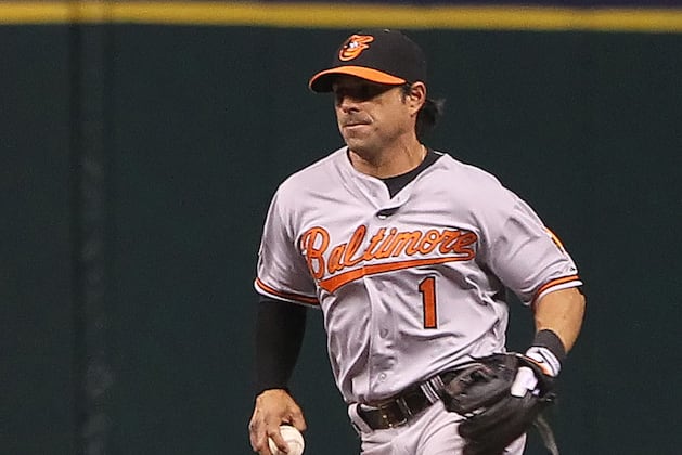 Roberts Injured Sliding into 2nd Base